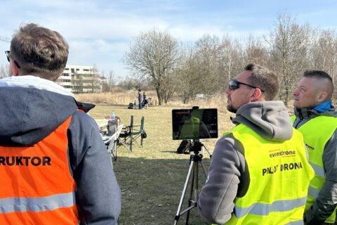 Szkolenie pilotów dronów dla MON – 4 dni intensywnego treningu UAV z termowizją i FPV
